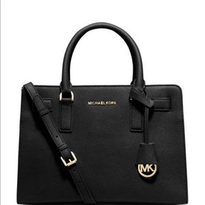 😢 SOLD 😢NWOT Michael Kors Boxy Dillon Satchel
